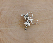 Load image into Gallery viewer, Bali Silver Pyramid Earrings