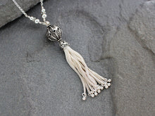 Load image into Gallery viewer, Turkish Silver Filigree Round Tassel Necklace