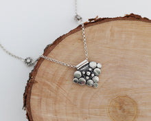 Load image into Gallery viewer, Bali Silver Pendant Necklace