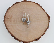 Load image into Gallery viewer, Thai Hill Tribe Silver Earrings