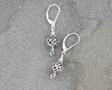 Load image into Gallery viewer, Turkish Filigree Spiral Earrings